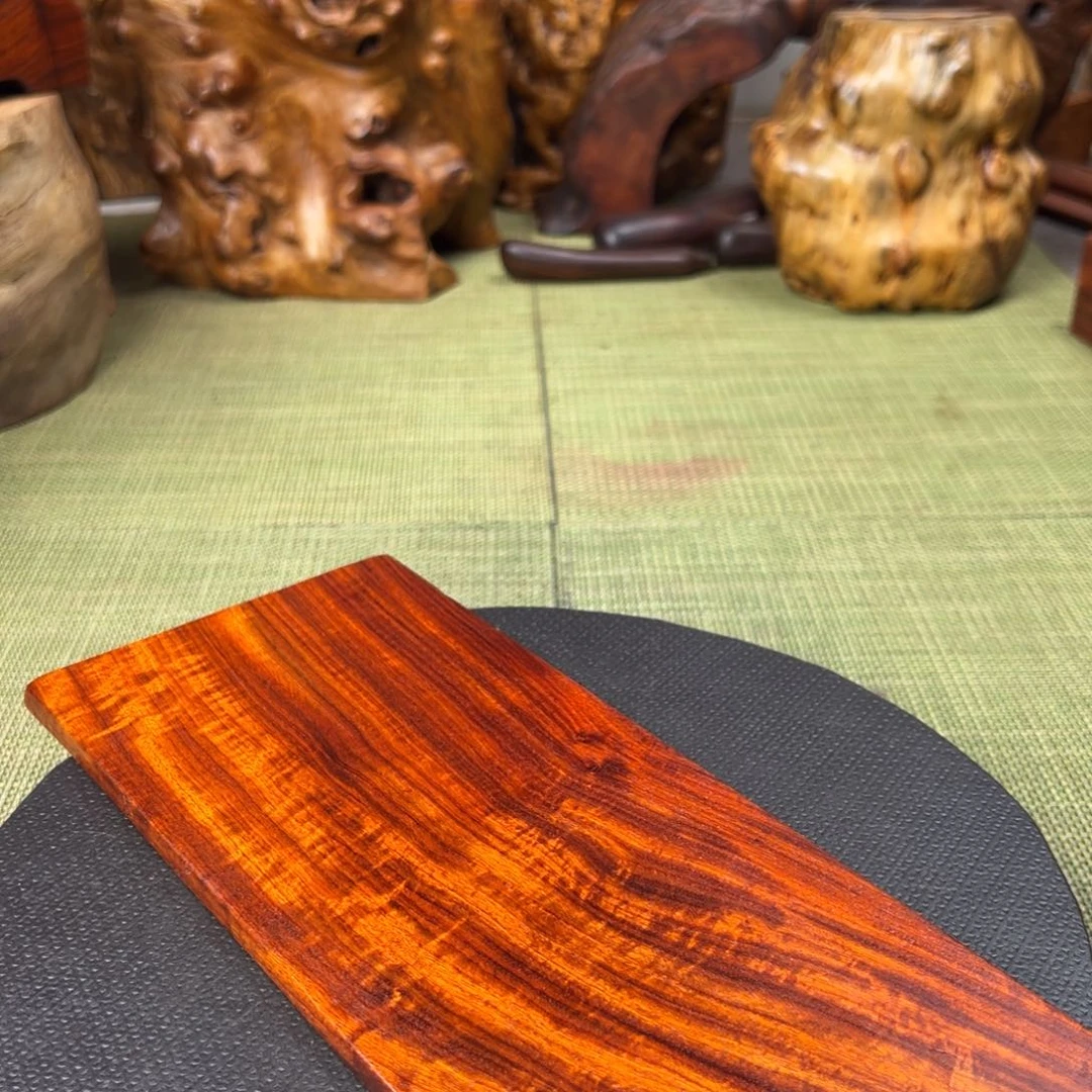 大果紫檀（缅甸花梨）甜*