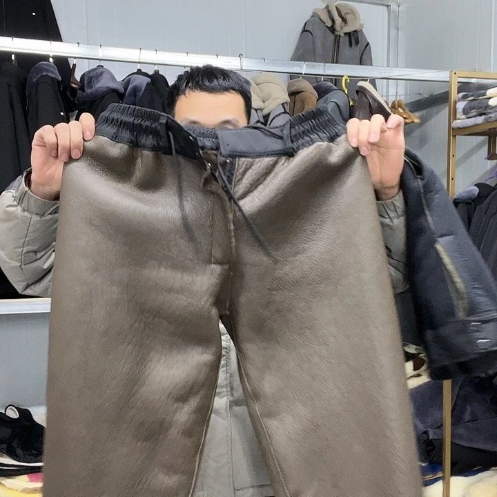 天***奕鹅绒羊皮毛一体羊皮制作过程