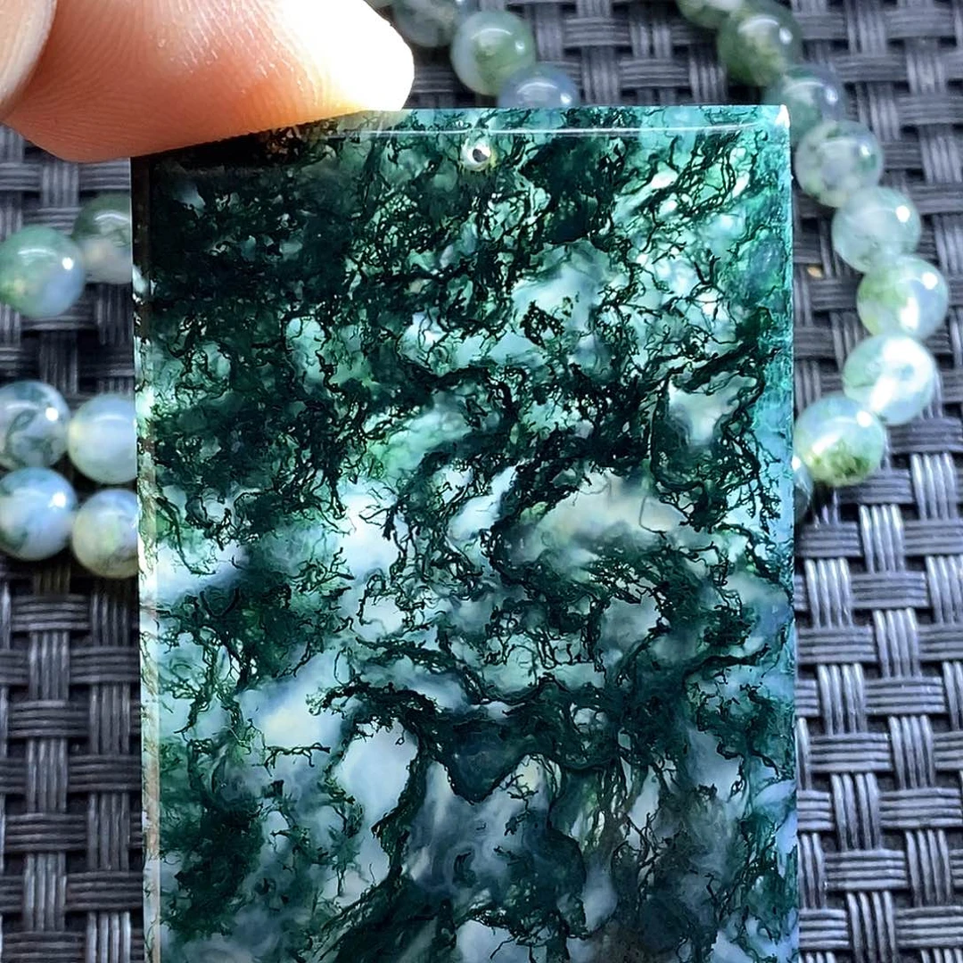 未镶嵌颈饰玛瑙/玉髓刘*冉