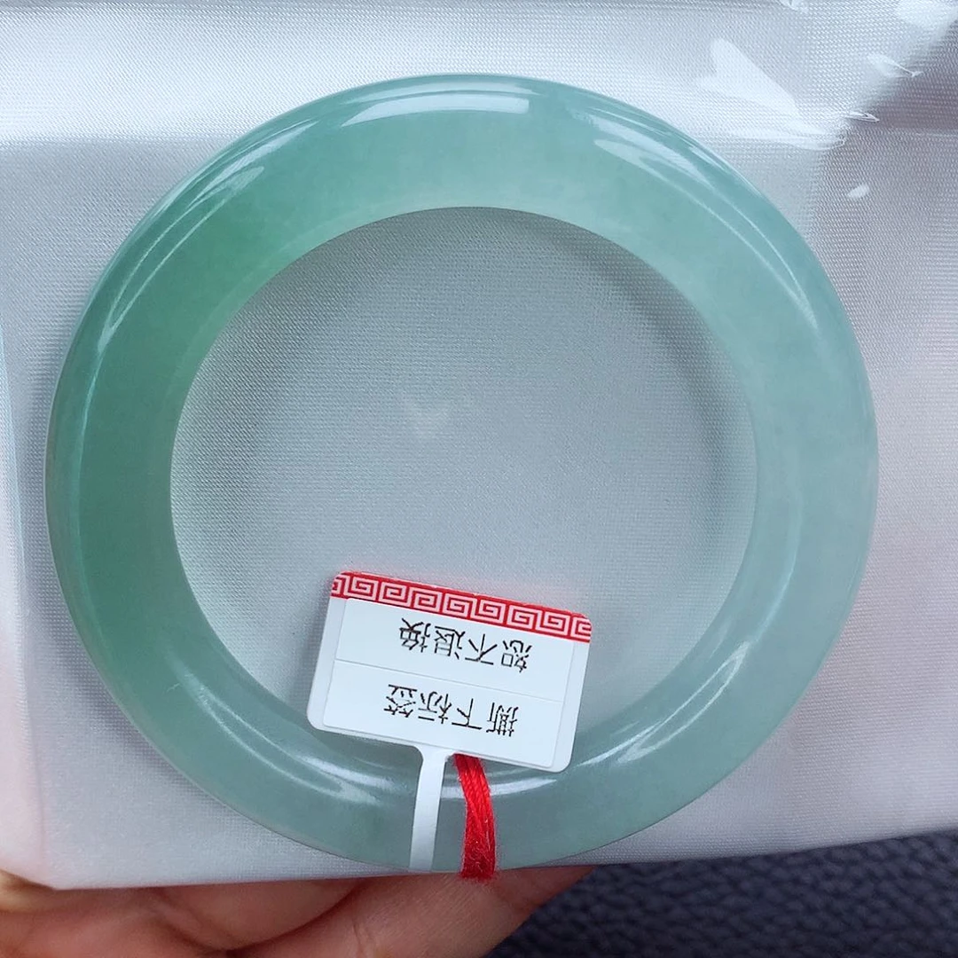 未镶嵌手镯翡翠53 半山水