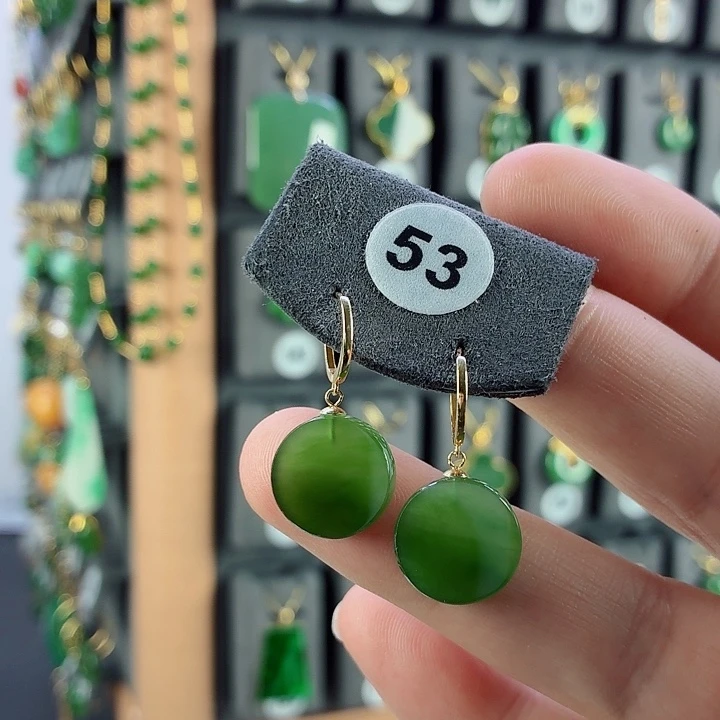 和田玉18K金镶嵌耳饰