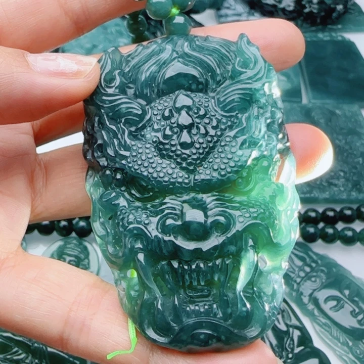 翡翠未镶嵌颈饰多样性发货天然A货翡翠