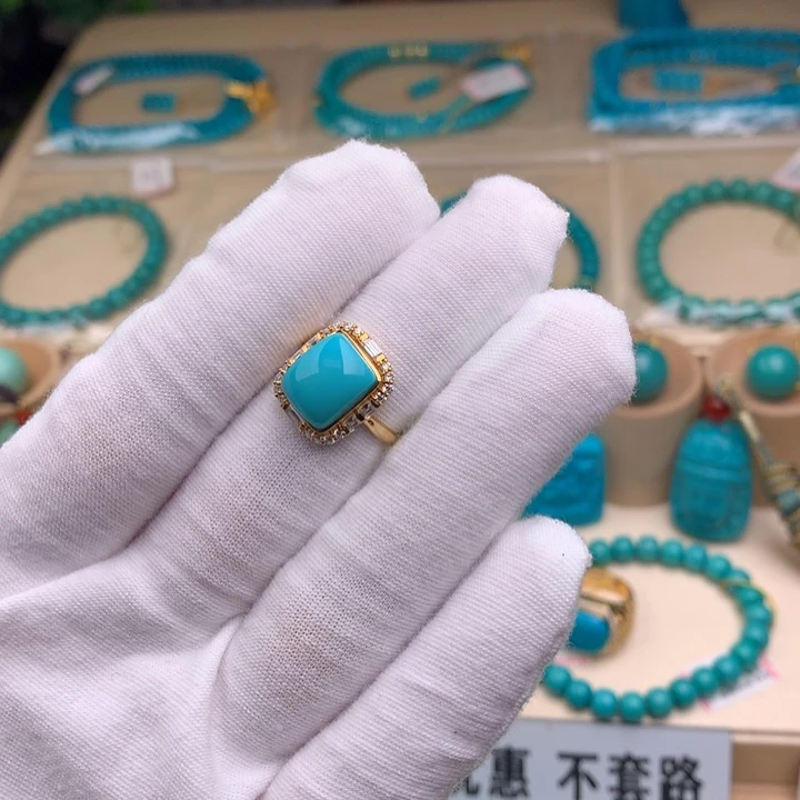 18K金镶嵌绿松石珠宝奇石