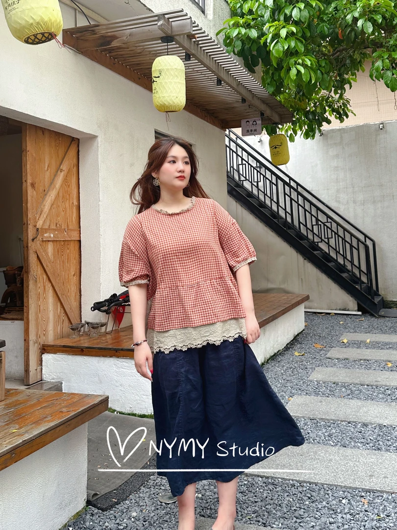 楠与麻友【格纹蕾丝】森系小格子短袖套头拼接花边下摆衬衫