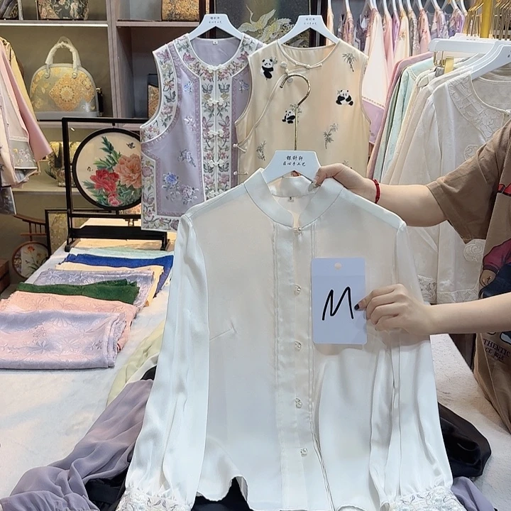 迎***春非遗传承人和文化遗产保护