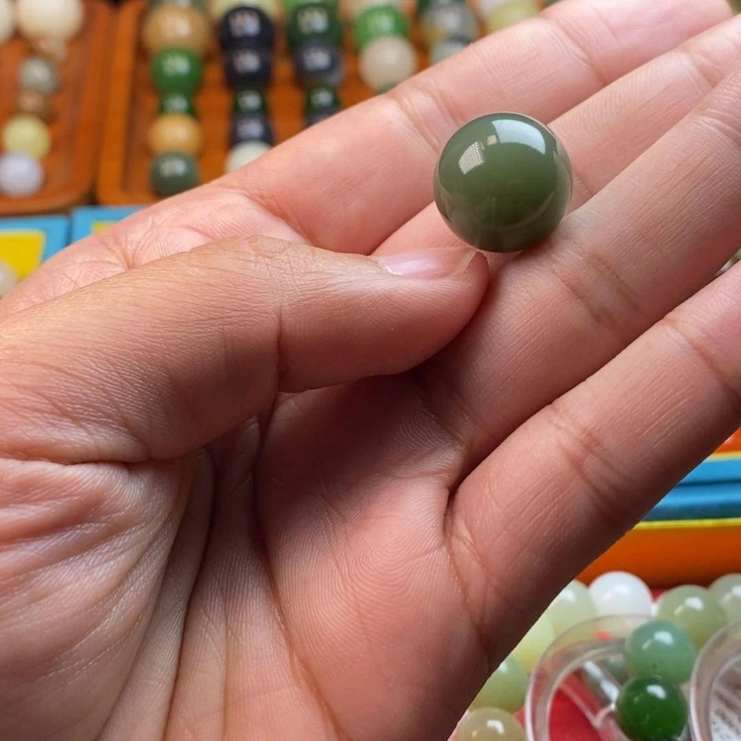 和田玉未镶嵌珠宝半成品卡16湖水绿y