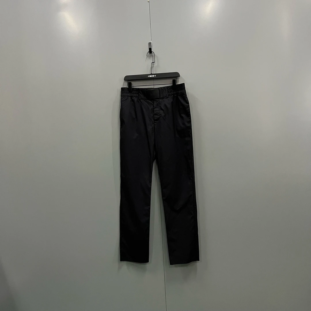 95新 LouisVuitton/路易威登 ab922 206628 lv 黑色直筒裤 42码