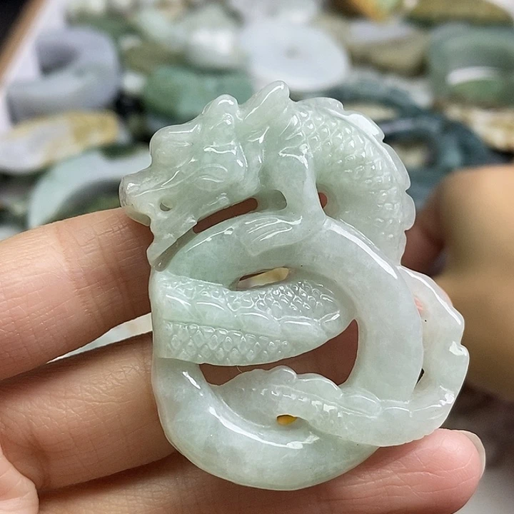 翡翠未镶嵌颈饰天然翡翠10