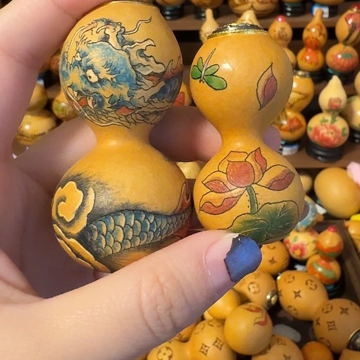 一***好陶瓷葫芦绕指手把件