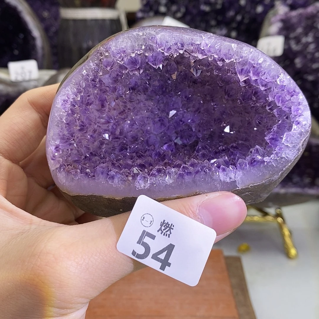紫晶未镶嵌大型摆件（非配饰）