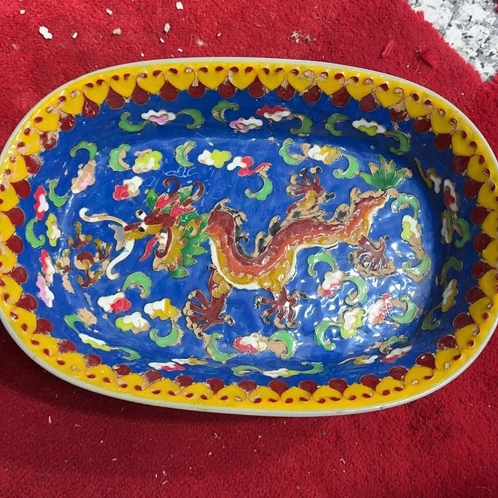 瓷器摆件，瓷器…………