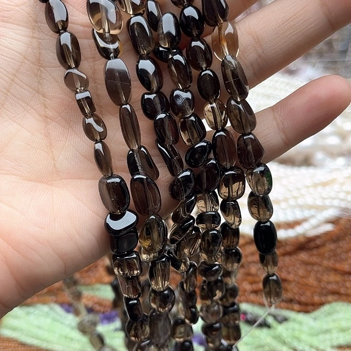 未镶嵌玛瑙/玉髓珠宝半成品一条茶晶随型