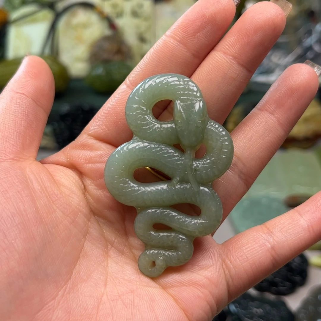 蛇纹石玉颈饰未镶嵌喵*姐