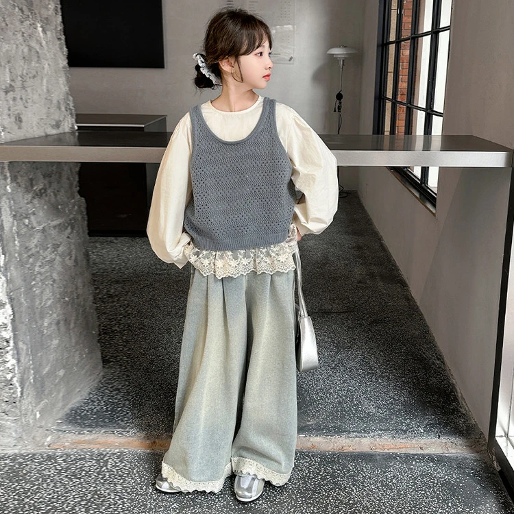 女童套装洋气2025春秋新款儿童女孩韩版毛衣马甲衬衫牛仔裤三件套