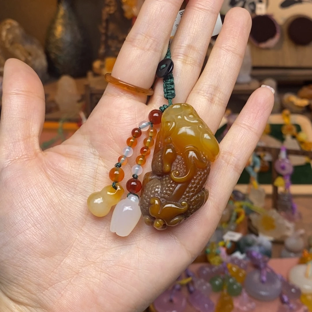 㞮***孞玛瑙/玉髓未镶嵌车挂