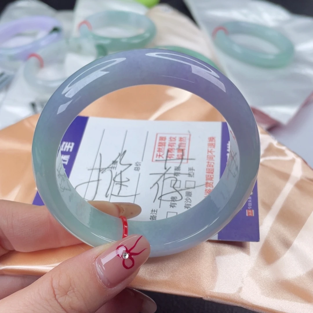 翡翠手镯未镶嵌57口推荐