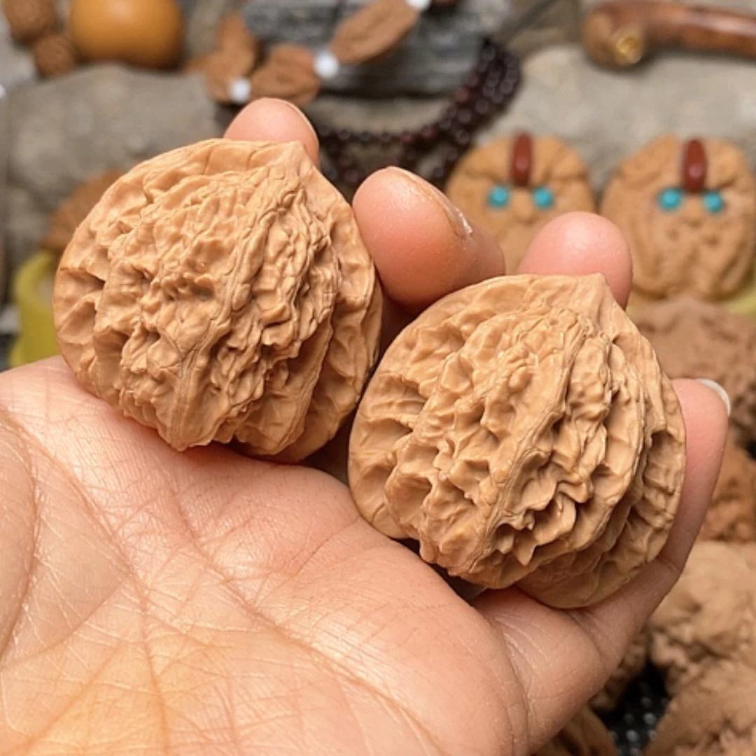 【闪购商品】文玩核桃把件霞云岭