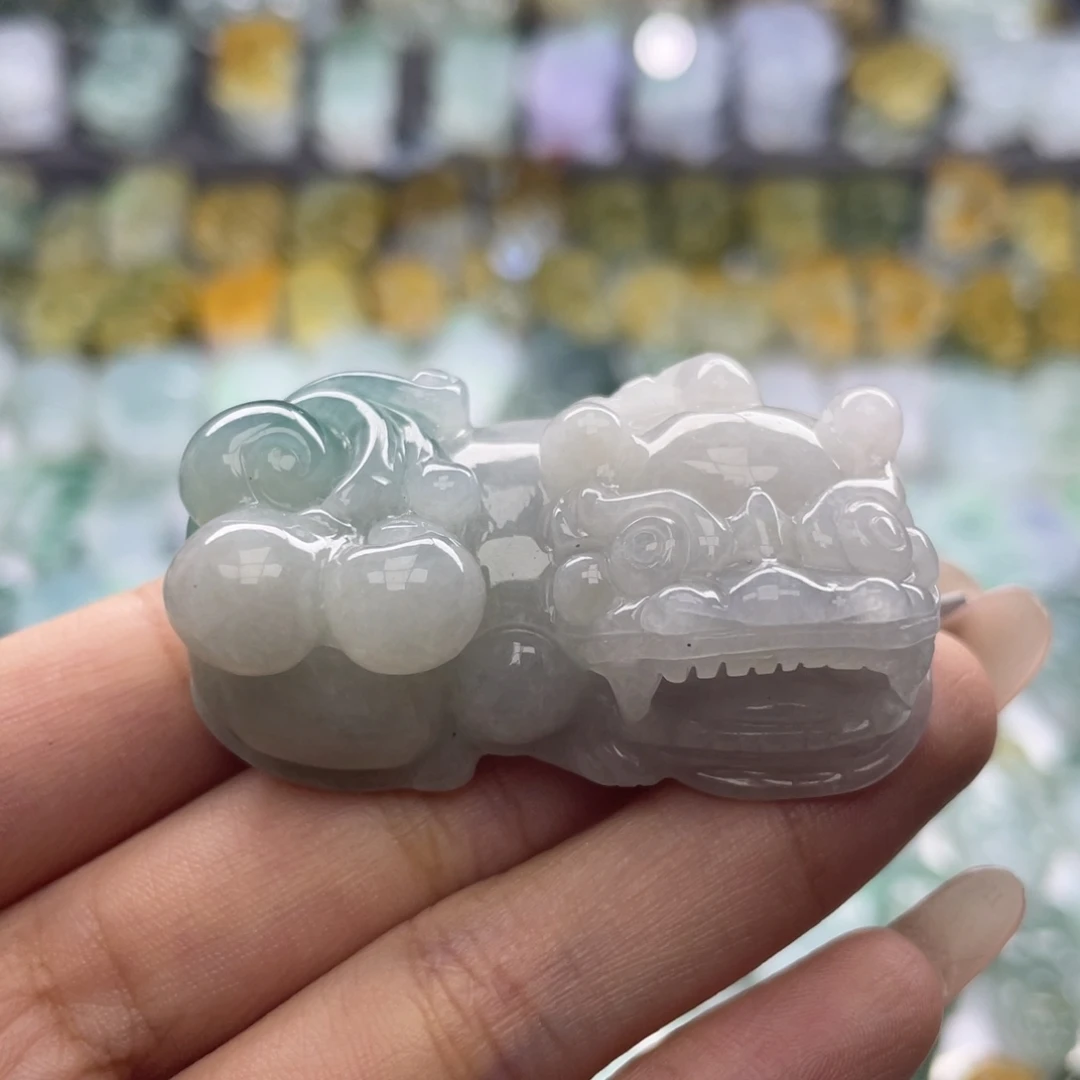 颈饰未镶嵌翡翠貔貅