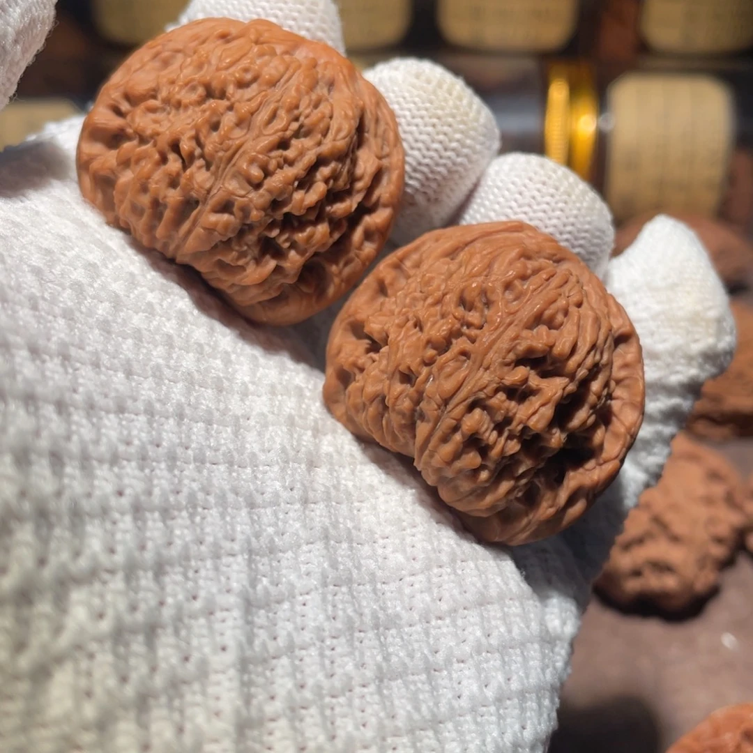 吊坠文玩核桃39拉丝溜肩球疆