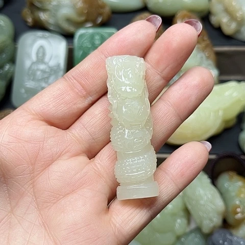 颈饰未镶嵌和田玉u****9