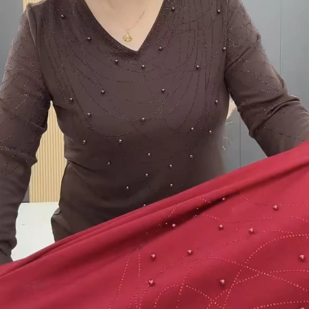 OS2345时尚洋气V领钉珠气质百搭大码长袖衫