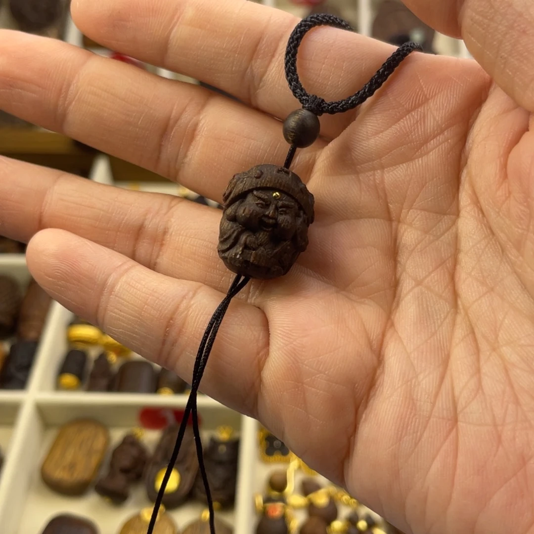 木质类财神脖挂吊坠一套