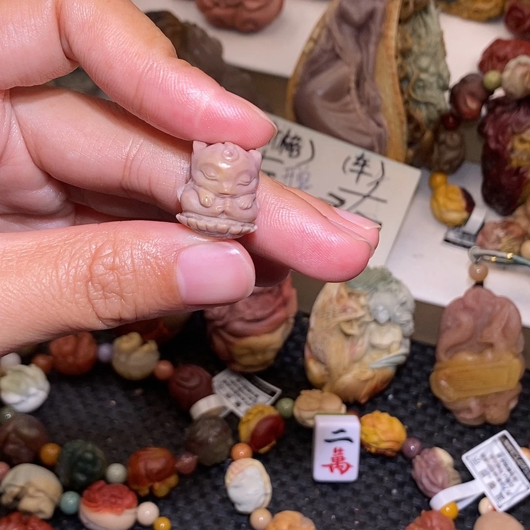 石英质玉（阿拉善玉）未镶嵌手链