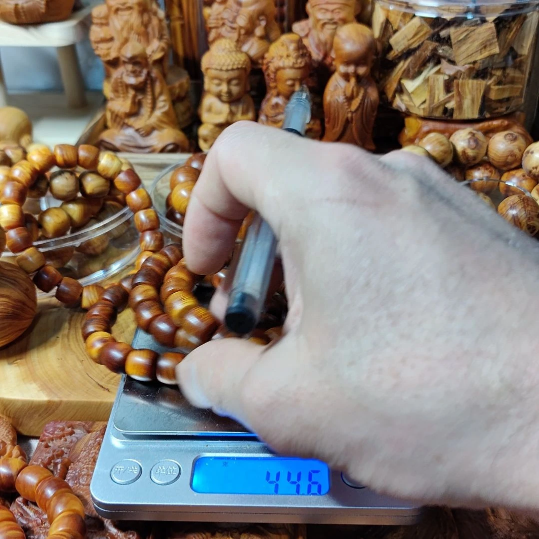 用**客太行崖柏手工艺品