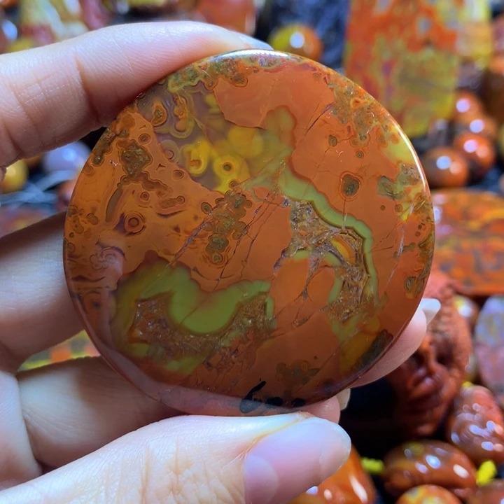 玛瑙/玉髓战国红吊坠未镶嵌