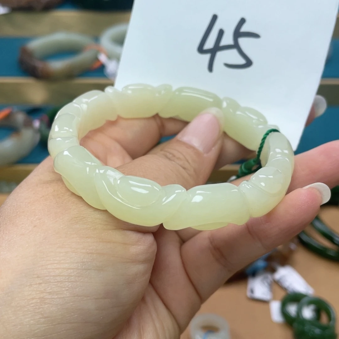 未镶嵌手镯和田玉圈口60