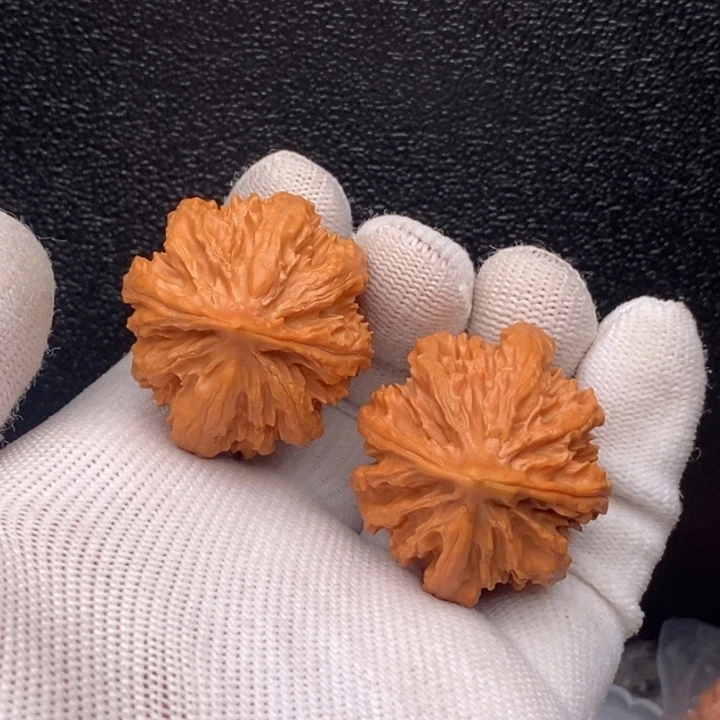 文玩核桃把件至尊八棱