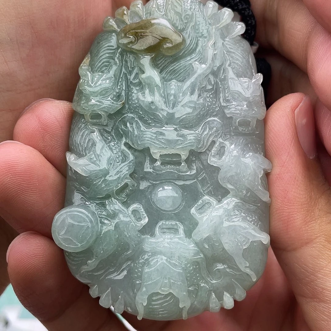 颈饰未镶嵌翡翠杰*哥翡翠