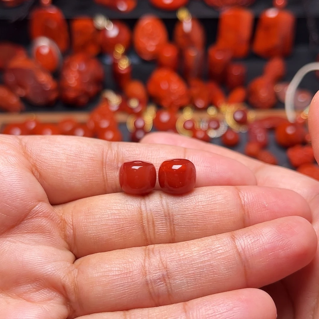 南红玛瑙未镶嵌配饰牛血火焰纹老型对珠10mm