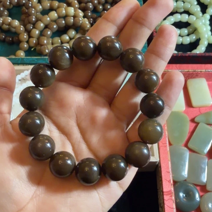 和田玉（糖玉）未镶嵌手链