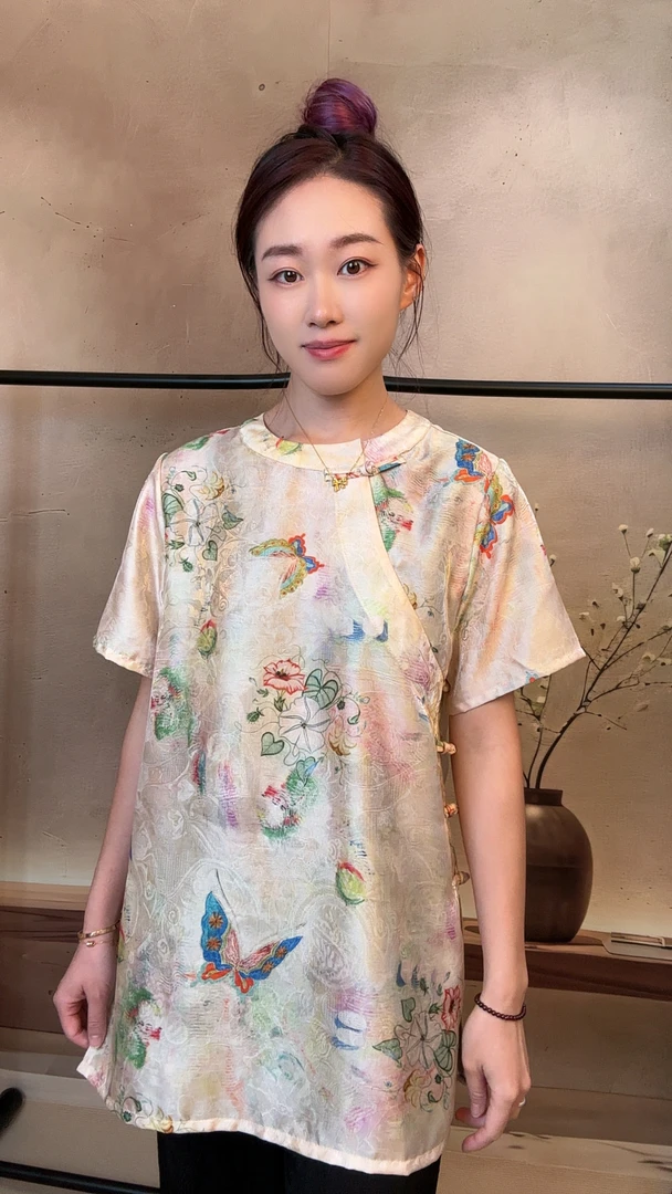 2025 夏装丝滑舒适新中式蝴蝶印花长款小衫上衣女