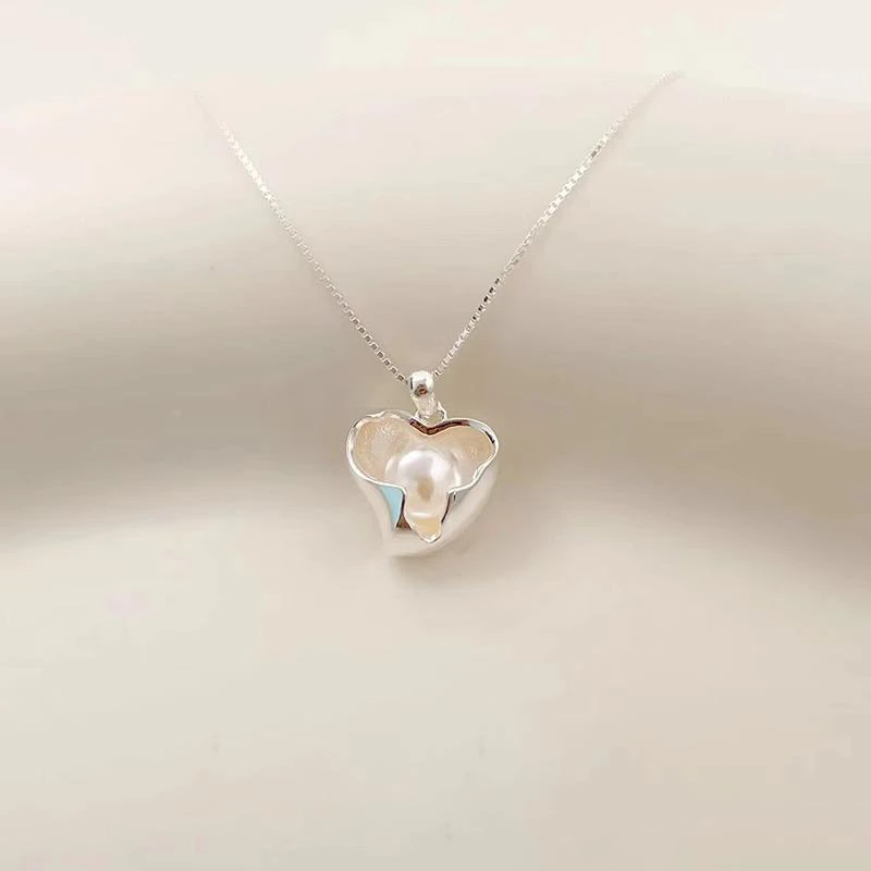 铁合金锆石项链 独特设计爱心珍珠项链女款2025新款感锁骨链晚礼