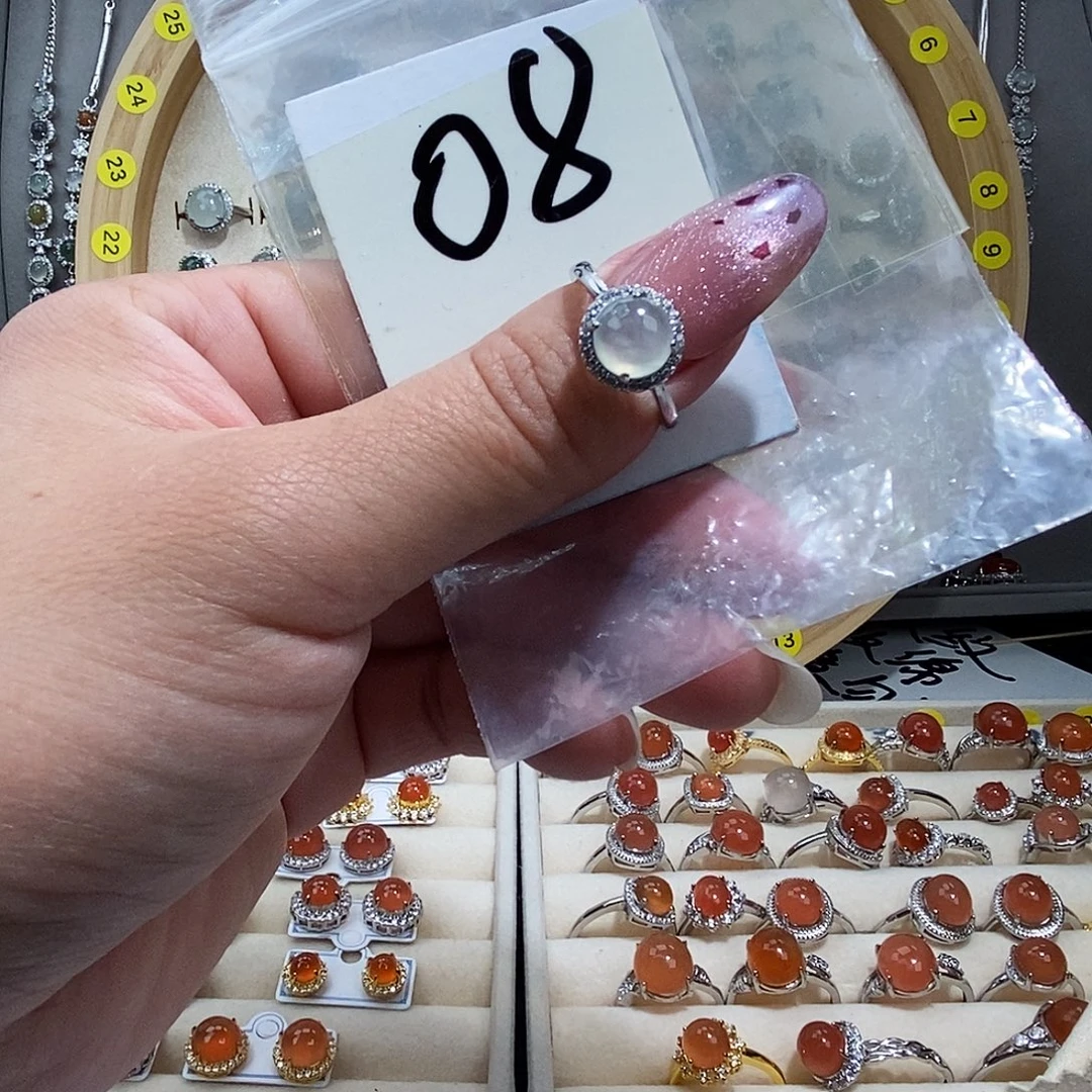 翡翠未镶嵌戒指缅甸