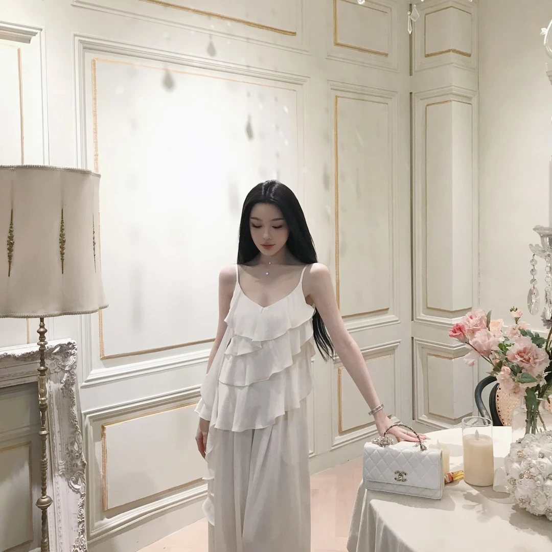 【温如言-吊带】温柔短款吊带背心女夏季高级法式设计感荷叶边上衣