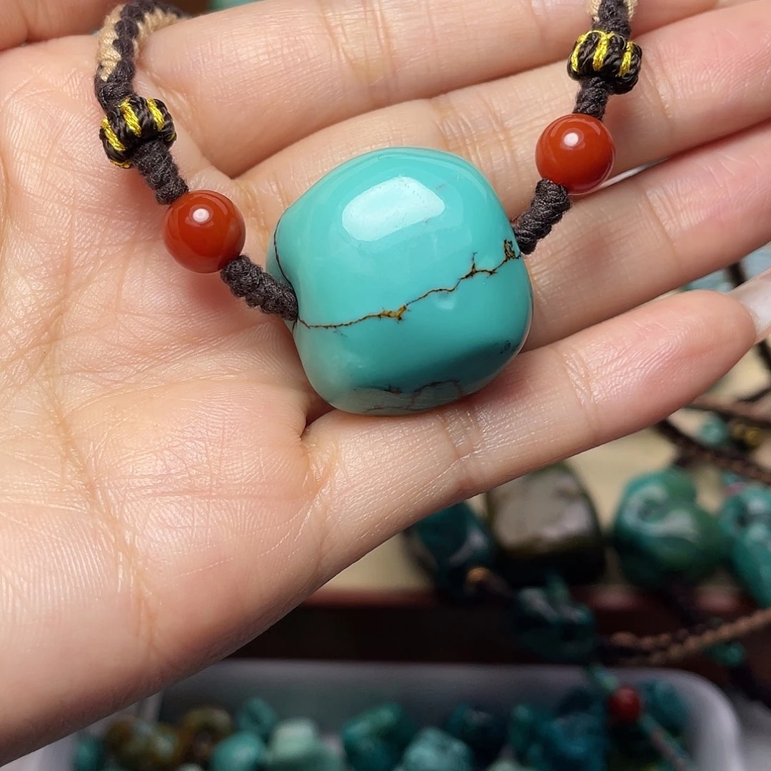 汤***迪绿松石未镶嵌手链