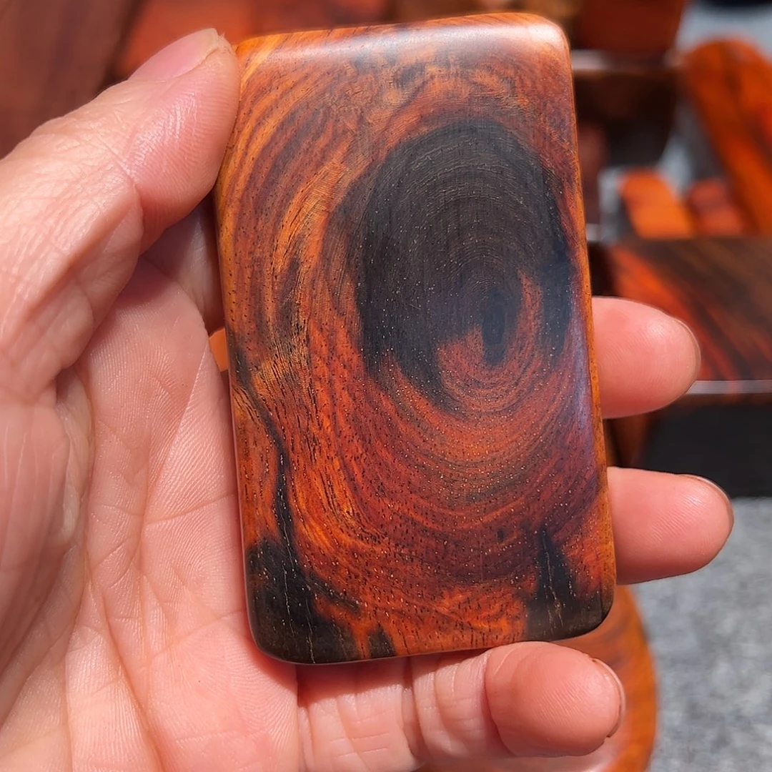 舵***爷交趾黄檀（大红酸枝）