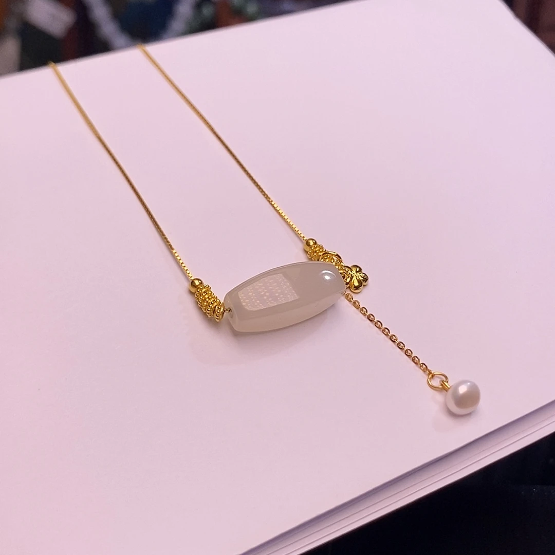 和田玉未镶嵌颈饰老矿料浓藕粉路路通金镶