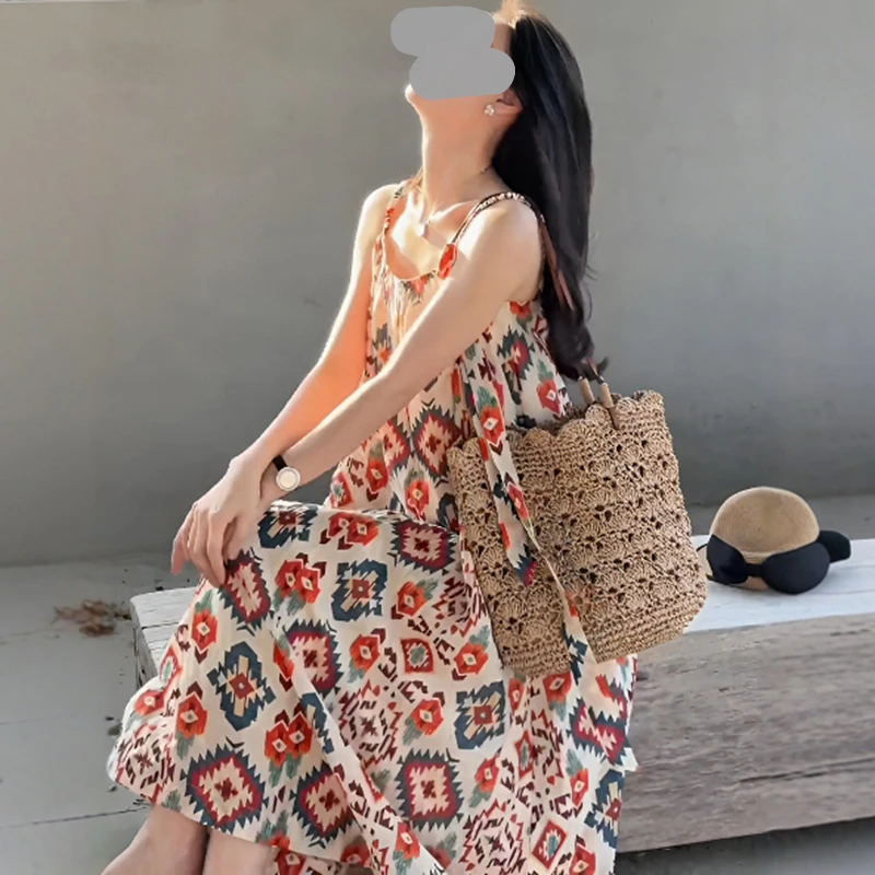 2025夏季漂亮盐系轻熟气质超好看宽松显瘦印花连衣裙轻熟印花显瘦
