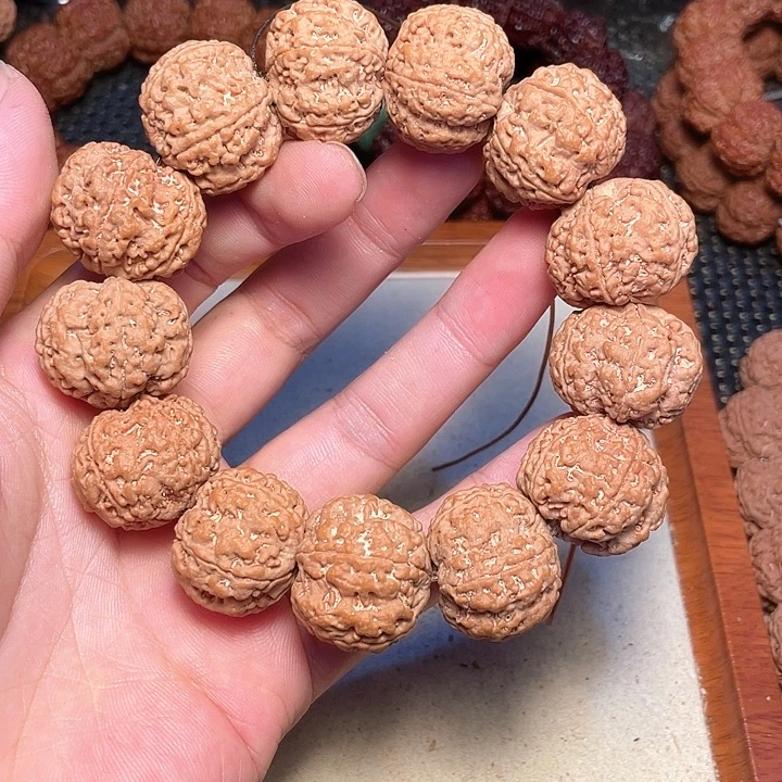黄***漫吊坠金刚菩提金刚