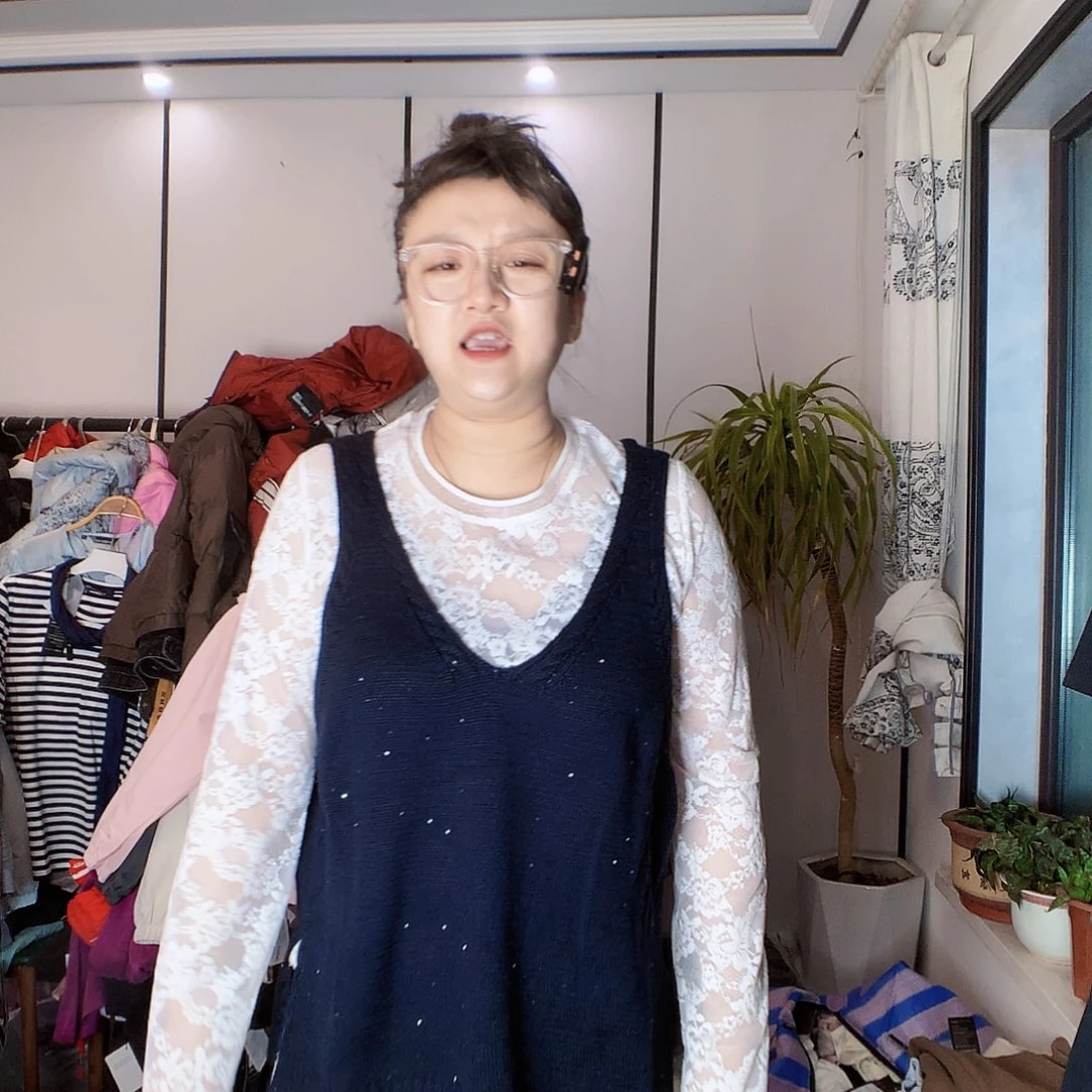 【闪购商品】?蓝色背心