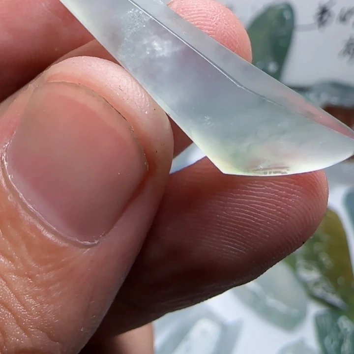 定制翡翠未镶嵌不包工