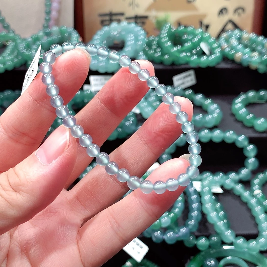 帅***锅翡翠未镶嵌手链卡5