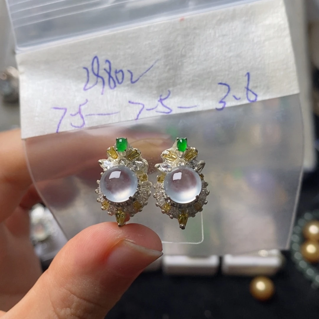 定制翡翠未镶嵌不退不换