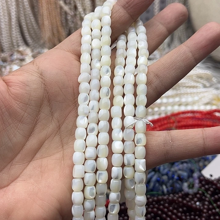 玛瑙/玉髓未镶嵌珠宝半成品一条6mm左右白蝶贝桶珠