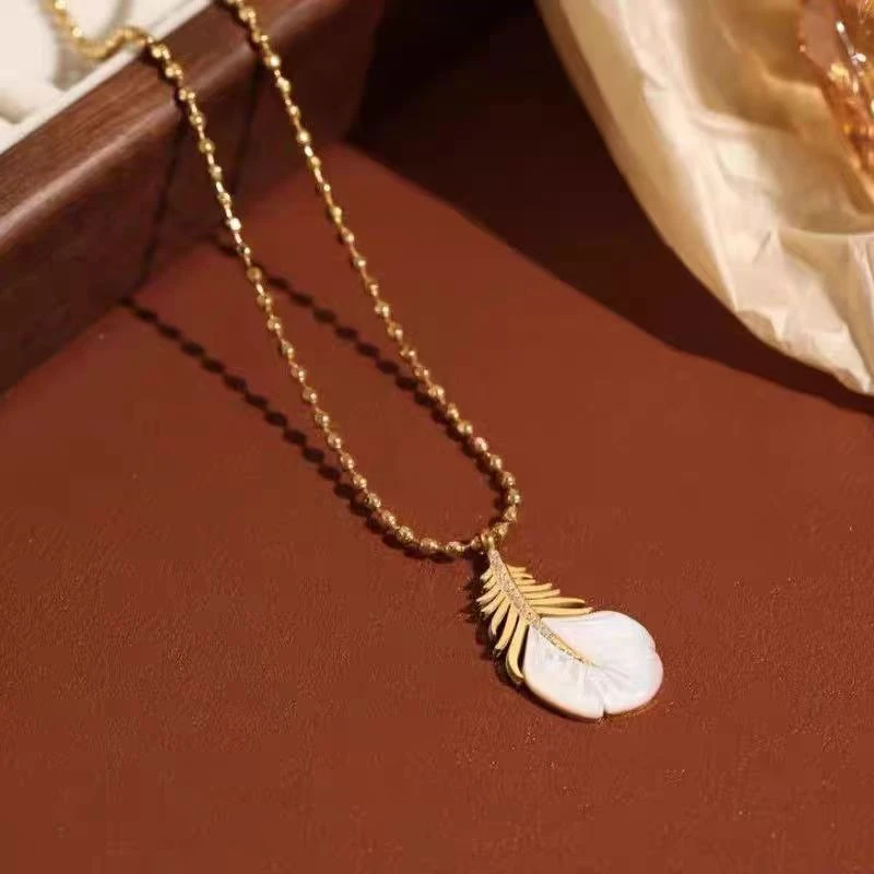 钛钢项链 R136法式羽毛气质项链