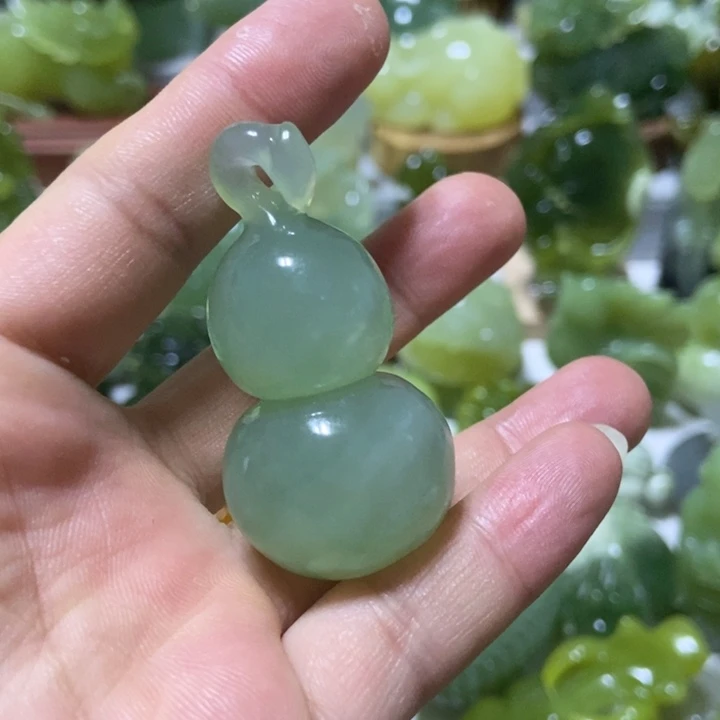 【闪购商品】未镶嵌蛇纹石玉把件